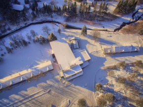 Отель Sun & Ski Inn and Suites, Стоу